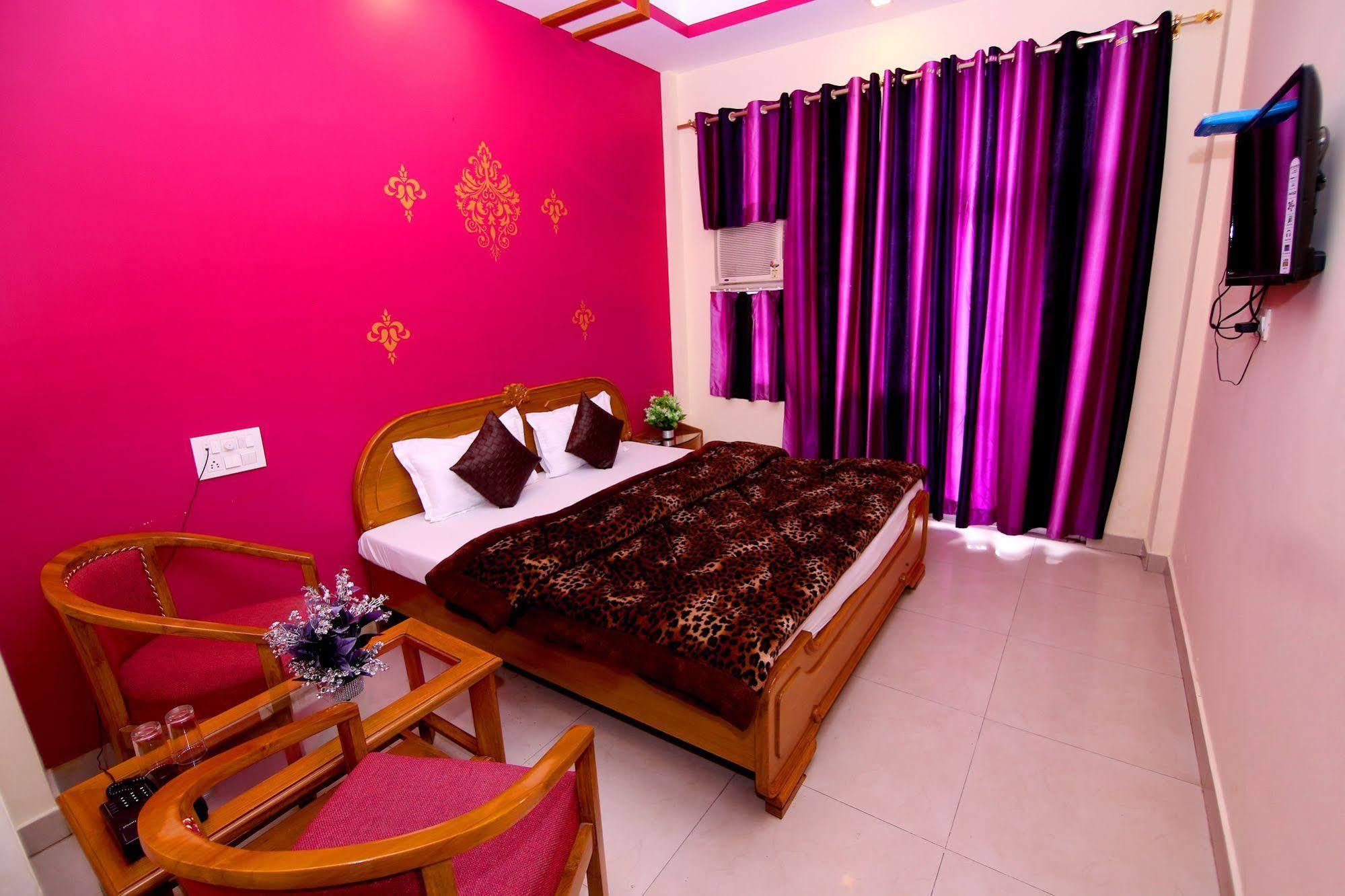 Hotel Sunshine Haridwār Екстериор снимка